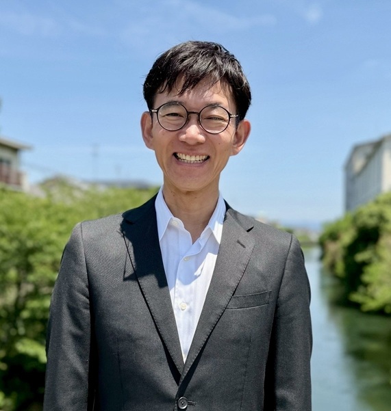 株式会社シンセアリンク 代表 谷口恵亮